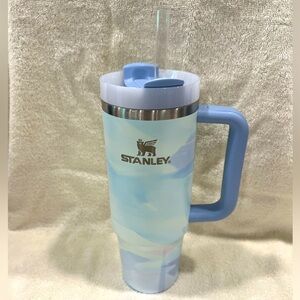 Stanley Clean Slate Quencher Cool Serene Brushstroke 30oz GUC